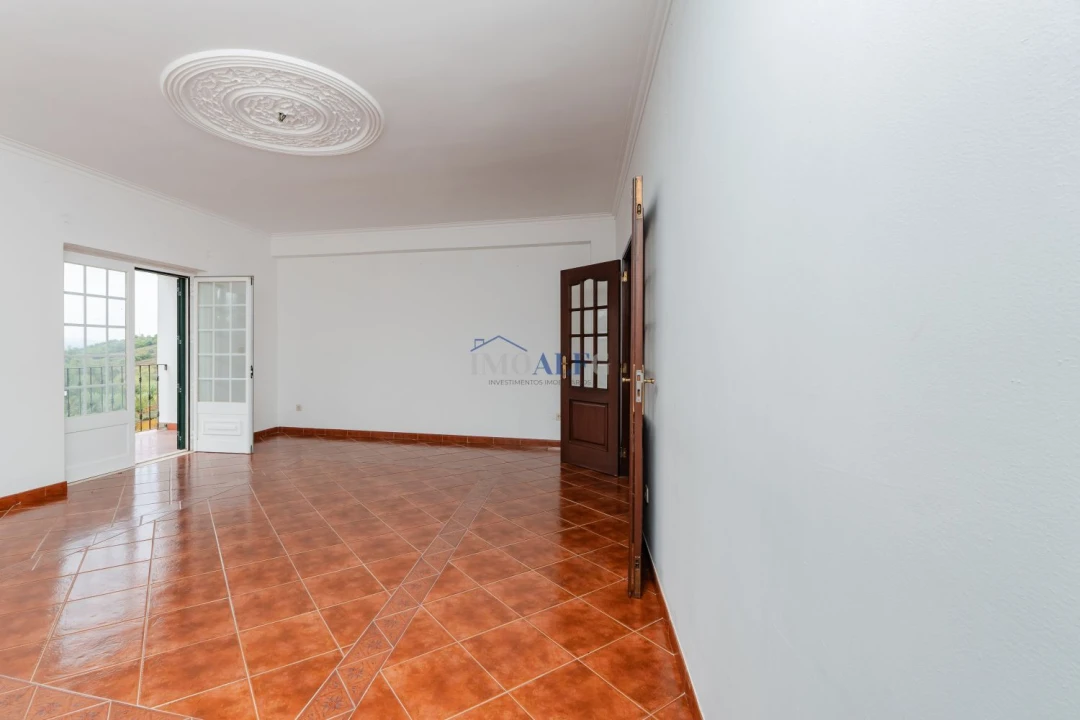 Moradia T7 para Venda em Vila Franca de Xira Foto 13