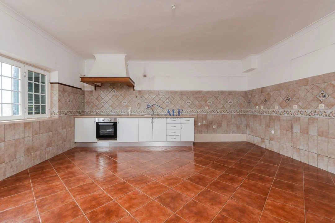 Moradia T7 para Venda em Vila Franca de Xira Foto 4