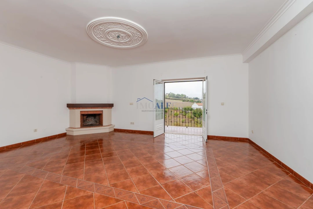 Moradia T7 para Venda em Vila Franca de Xira Foto 11