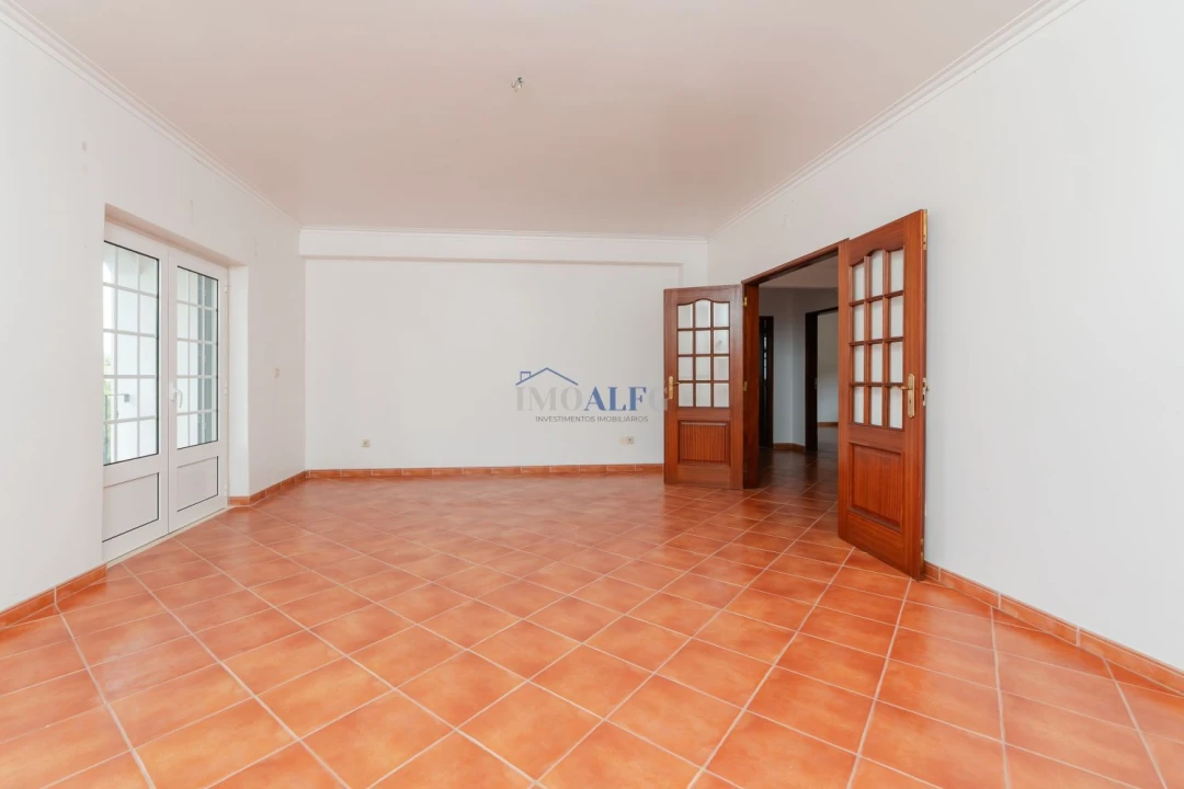 Moradia T7 para Venda em Vila Franca de Xira Foto 27