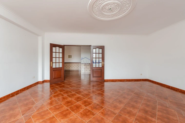 Moradia T7 para Venda em Vila Franca de Xira Foto 14