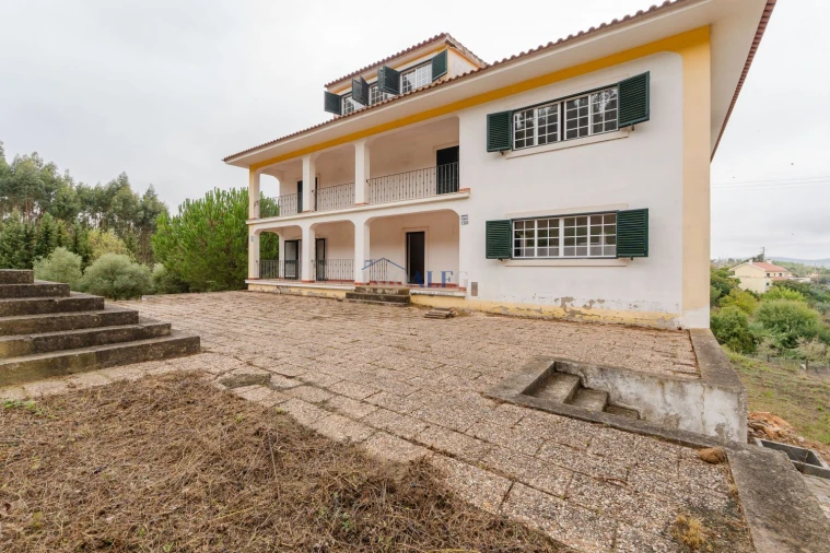 Moradia T7 para Venda em Vila Franca de Xira Foto 3