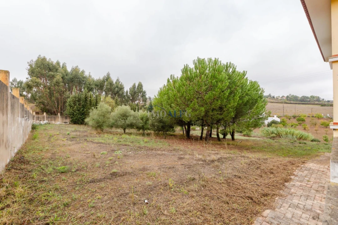 Moradia T7 para Venda em Vila Franca de Xira Foto 56