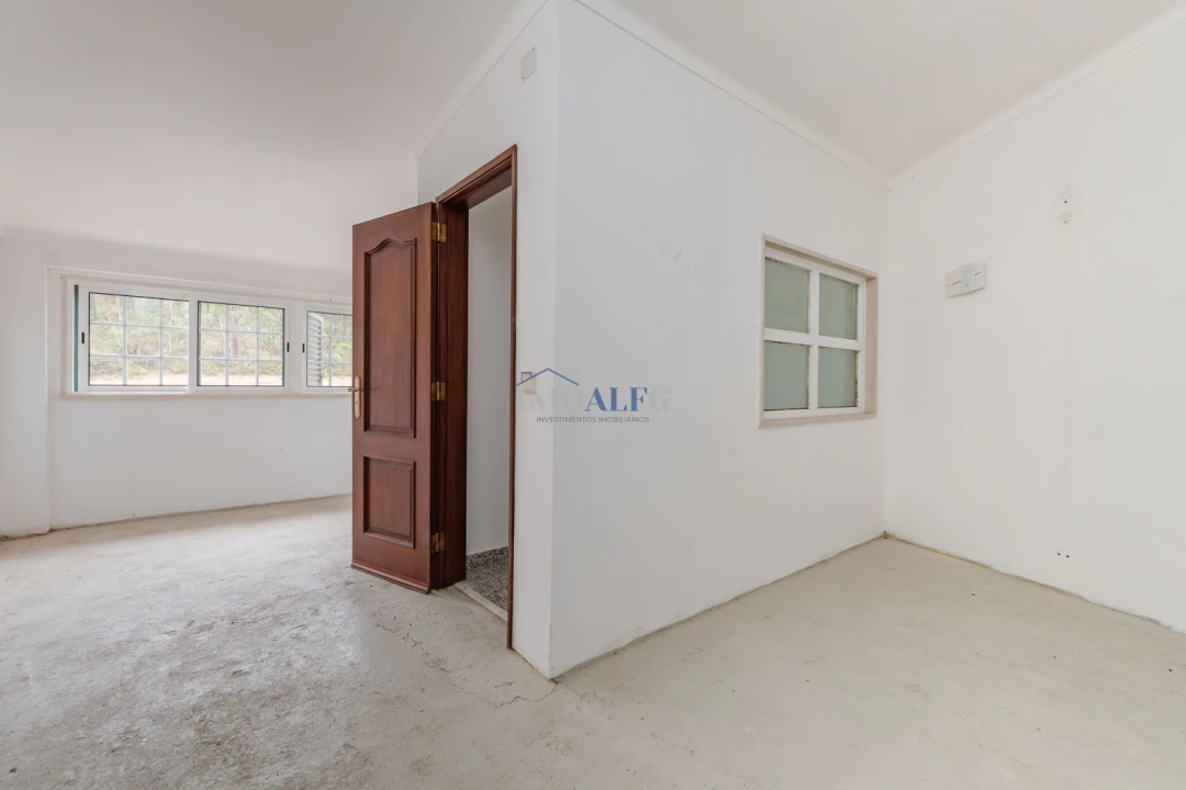 Moradia T7 para Venda em Vila Franca de Xira Foto 46