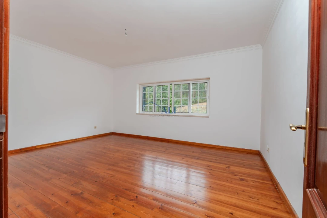 Moradia T7 para Venda em Vila Franca de Xira Foto 37