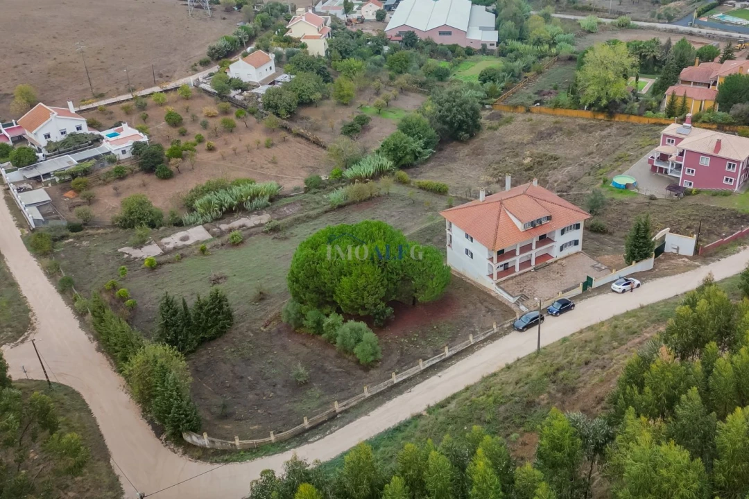 Moradia T7 para Venda em Vila Franca de Xira Foto 57