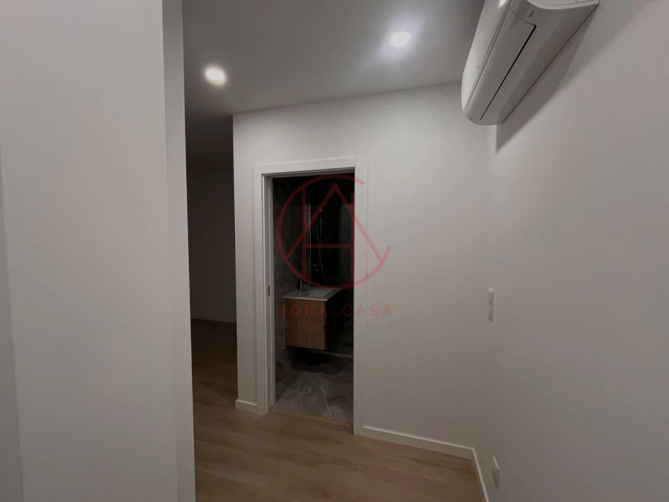 Moradia T4 para Venda em Quinta do Anjo Foto 22