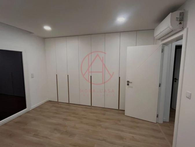 Moradia T4 para Venda em Quinta do Anjo Foto 28