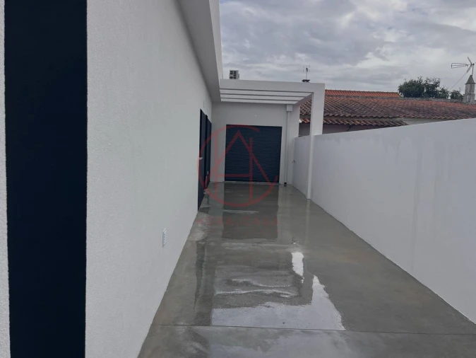 Moradia T4 para Venda em Quinta do Anjo Foto 30