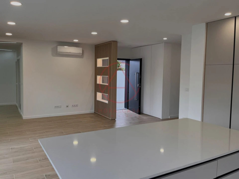 Moradia T4 para Venda em Quinta do Anjo Foto 20