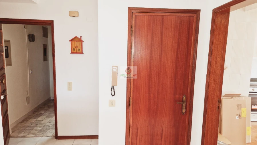 Apartamento T2 para Venda em Oliveira do Bairro Foto 6