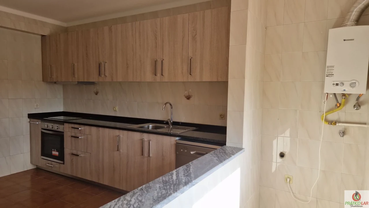 Apartamento T2 para Venda em Oliveira do Bairro Foto 17