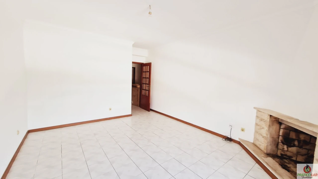 Apartamento T2 para Venda em Oliveira do Bairro Foto 13