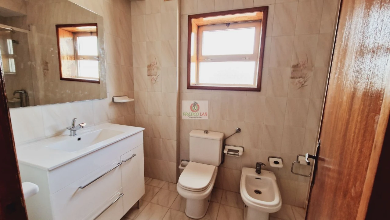 Apartamento T2 para Venda em Oliveira do Bairro Foto 8