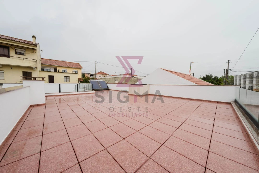 Moradia T2 para Venda em Bombarral e Vale Covo Foto 25