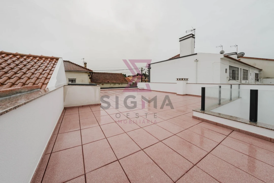 Moradia T2 para Venda em Bombarral e Vale Covo Foto 24