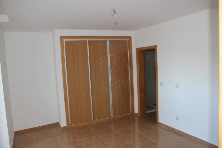 Apartamento T3 para Venda em Fonte de Angeão e Covão do Lobo Foto 22