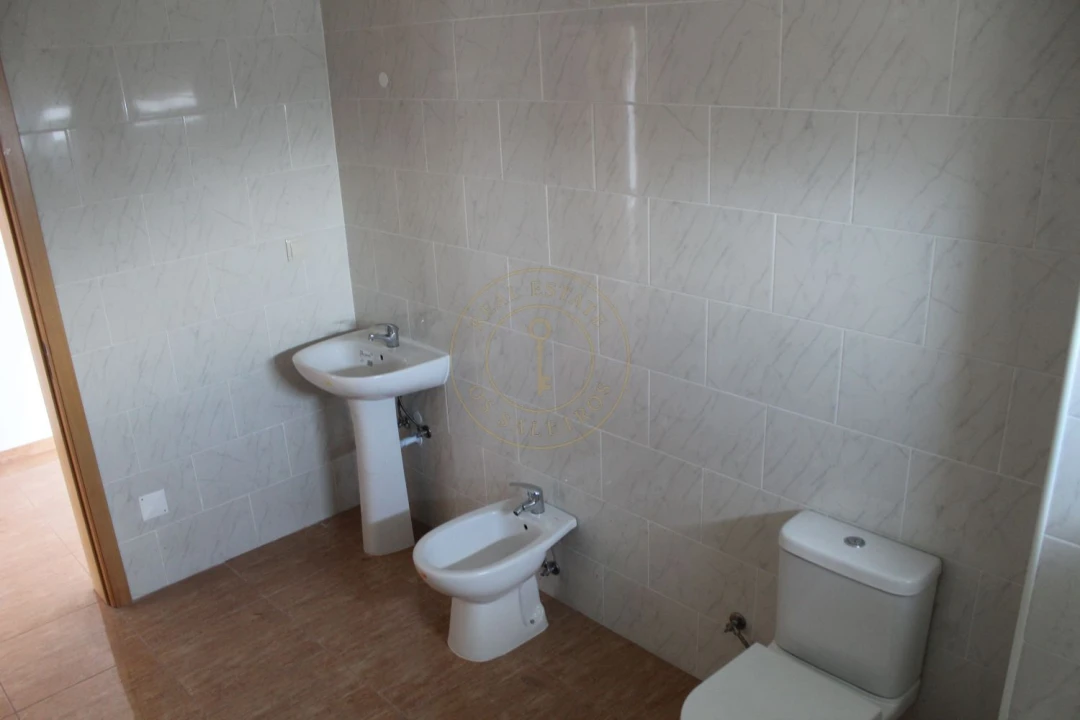 Apartamento T3 para Venda em Fonte de Angeão e Covão do Lobo Foto 14