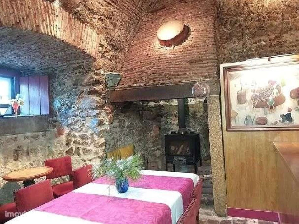 Loja para Venda em São Pedro de Tomar Foto 25