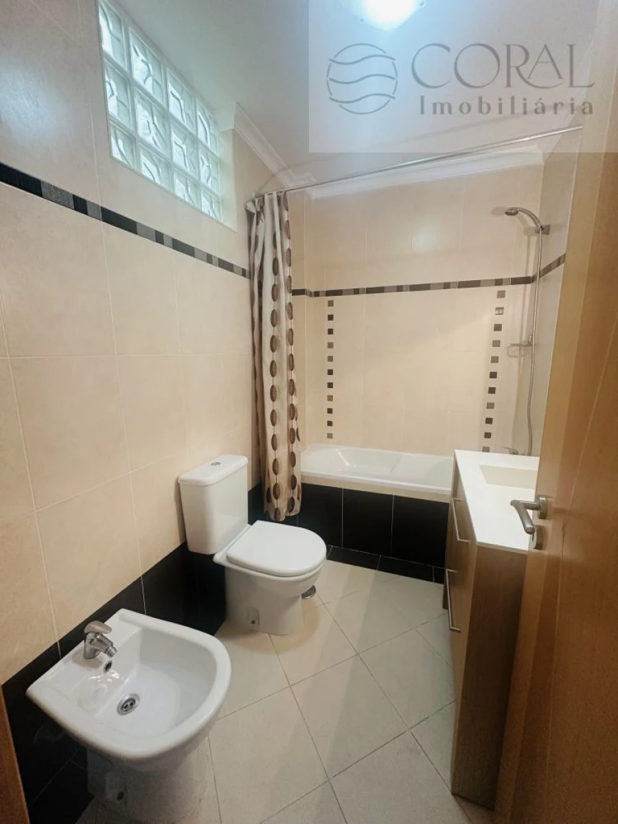 Moradia T3 para Venda em Olhão Foto 17