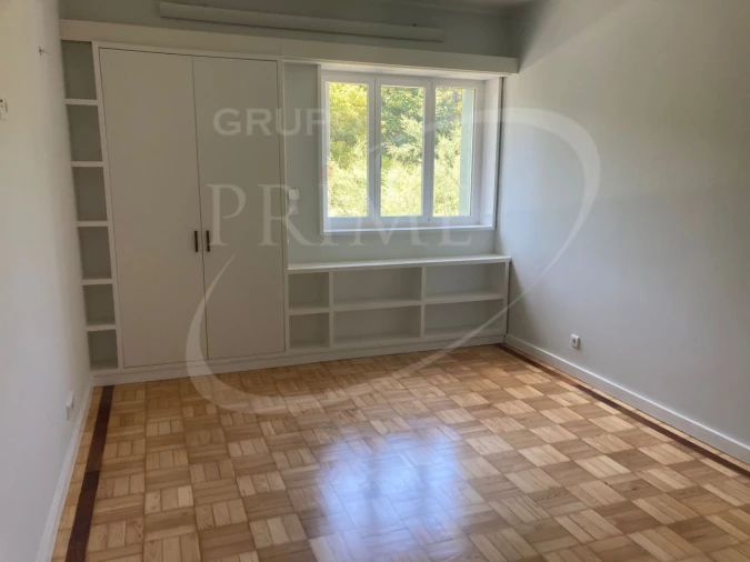 Apartamento T3 para Arrendamento em Aldoar, Foz do Douro e Nevogilde Foto 11