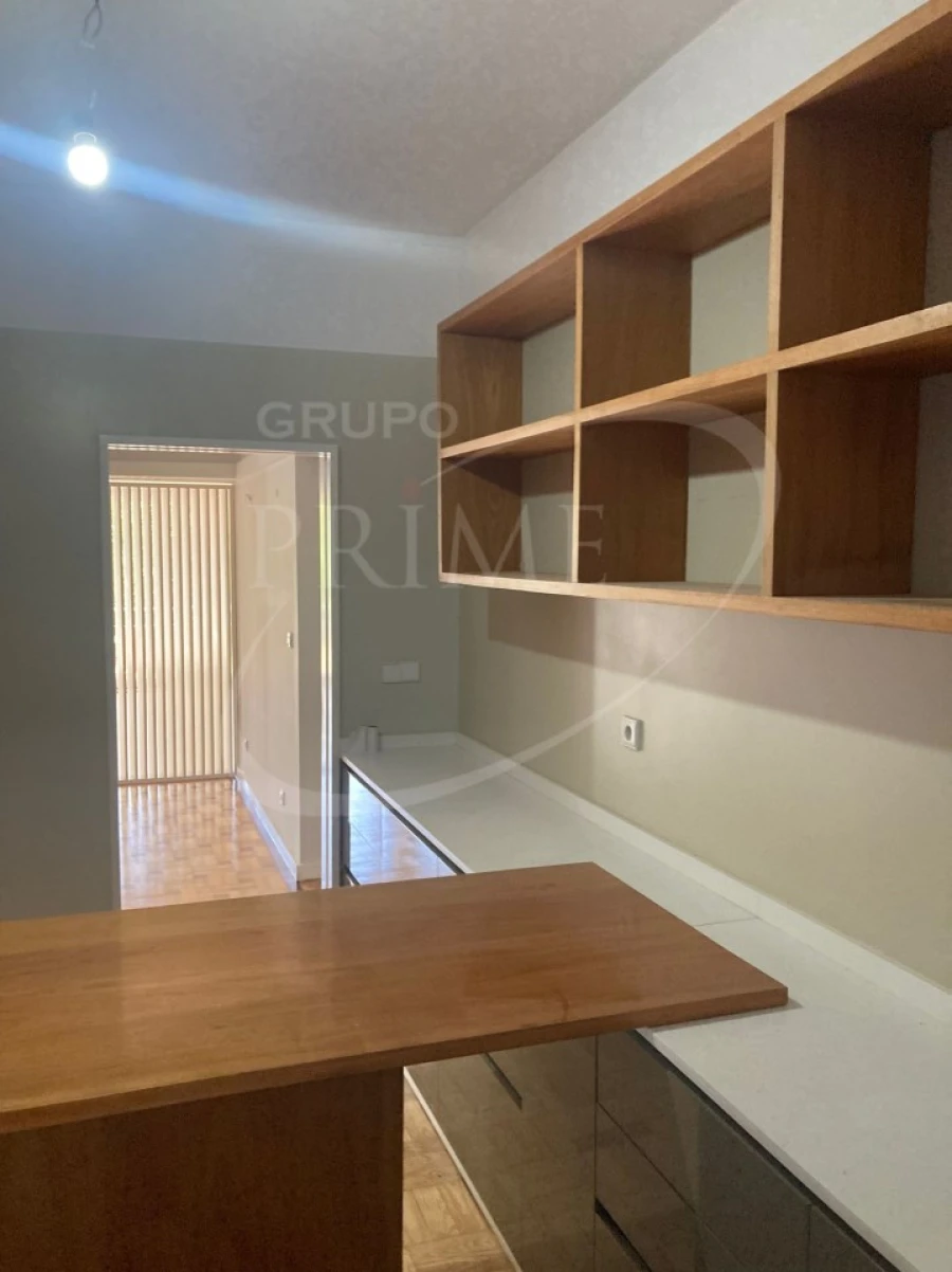 Apartamento T3 para Arrendamento em Aldoar, Foz do Douro e Nevogilde Foto 13