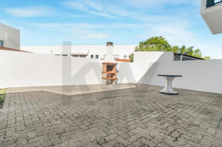 Moradia T3 para Venda em Marinha Grande Foto 26