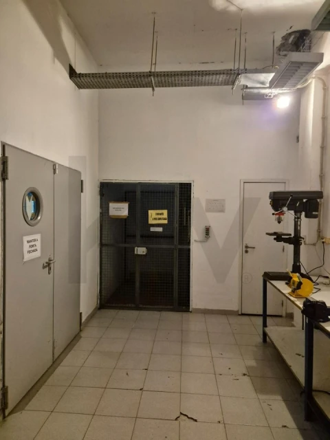 Armazém para Arrendamento em Palmela