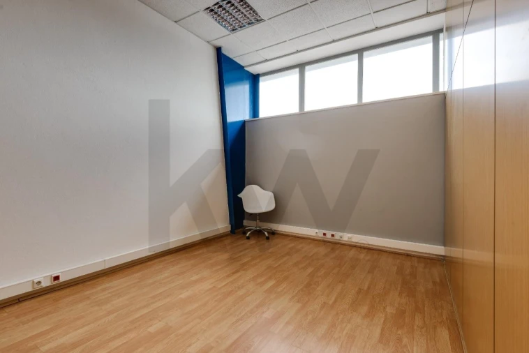 Armazém para Arrendamento em Palmela Foto 7