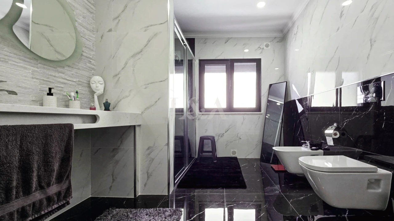 Moradia T3 para Venda em Portimão Foto 8