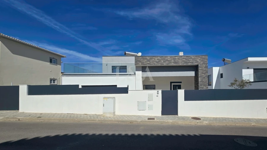 Moradia T3 para Venda em Portimão Foto 16