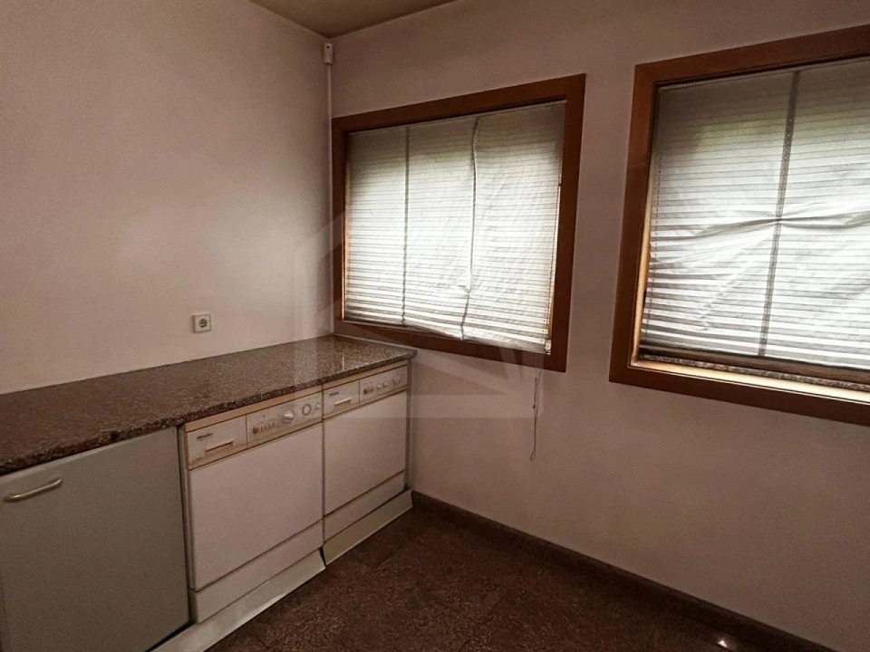 Moradia T4 para Venda em Azurem Foto 17