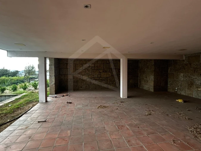 Moradia T4 para Venda em Azurem Foto 29