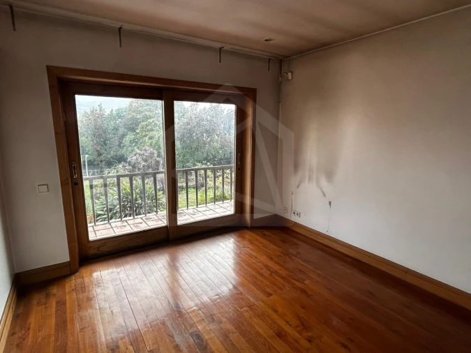 Moradia T4 para Venda em Azurem Foto 45