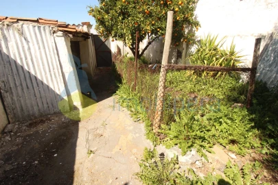 Moradia T2 para Venda em Santa Vitória e Mombeja