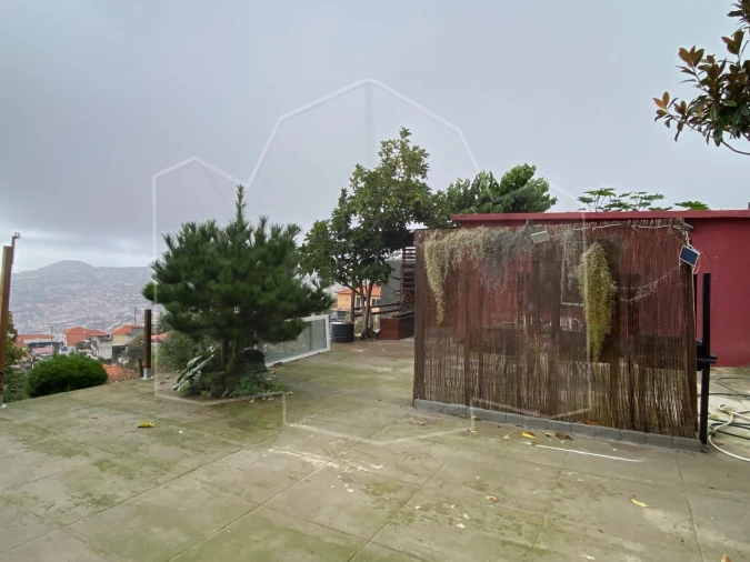 Moradia T5 para Venda em Funchal (Santa Maria Maior) Foto 18