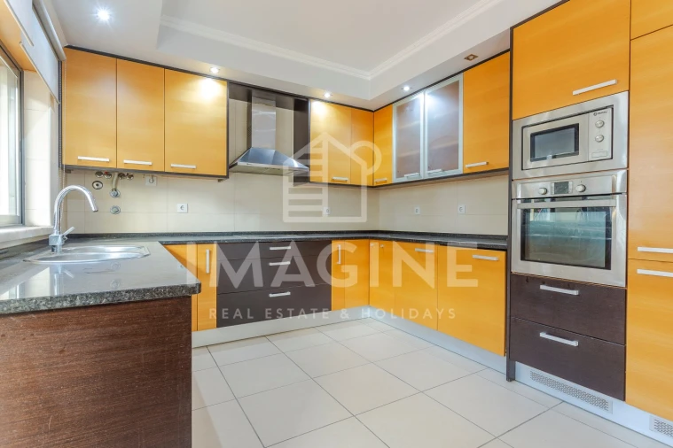 Moradia T4 para Venda em Pinhal Novo Foto 3