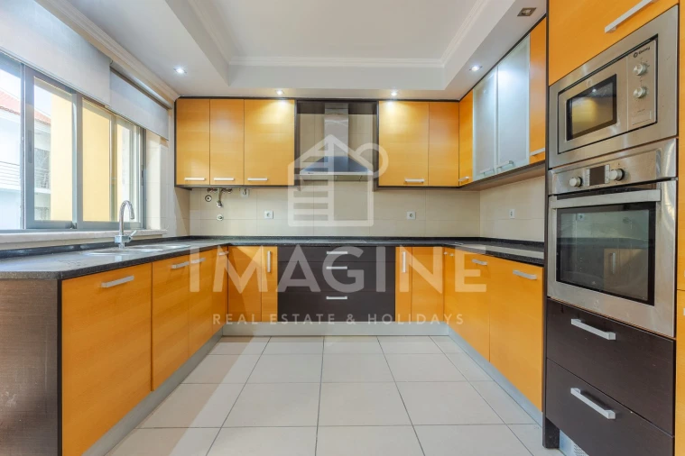 Moradia T4 para Venda em Pinhal Novo Foto 4