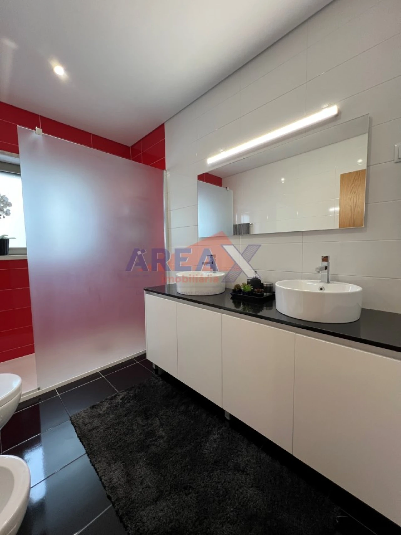 Moradia T5 para Venda em O. Azeméis, Riba-Ul, Ul, Macinhata Seixa, Madail Foto 51