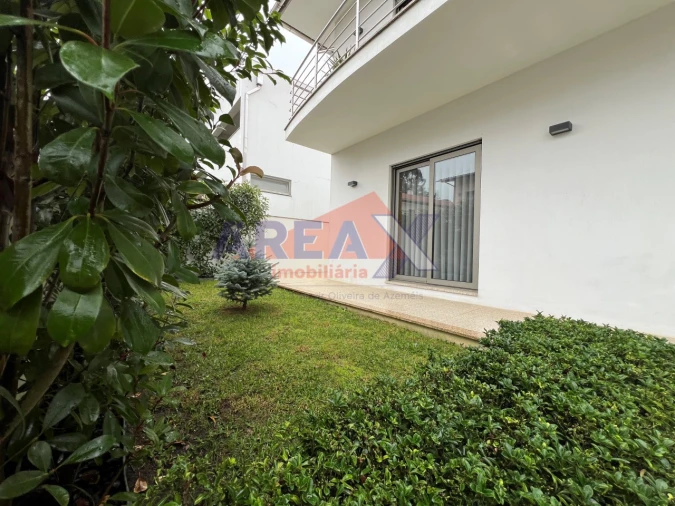 Moradia T5 para Venda em O. Azeméis, Riba-Ul, Ul, Macinhata Seixa, Madail Foto 2