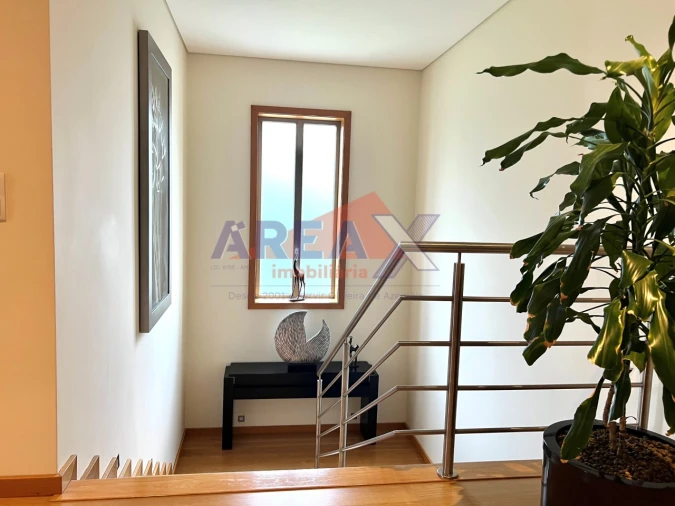 Moradia T5 para Venda em O. Azeméis, Riba-Ul, Ul, Macinhata Seixa, Madail Foto 26