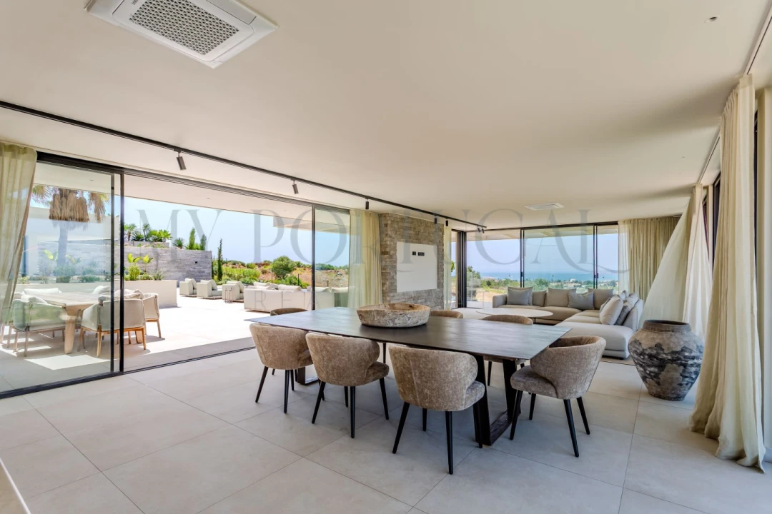 Moradia T5 para Venda em Estômbar e Parchal Foto 13