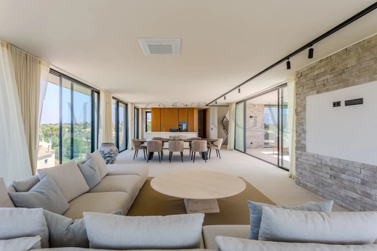 Moradia T5 para Venda em Estômbar e Parchal Foto 14