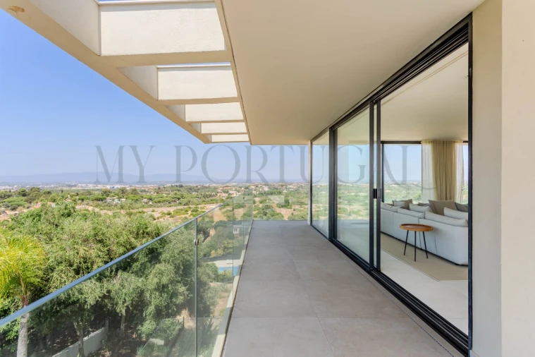 Moradia T5 para Venda em Estômbar e Parchal Foto 16