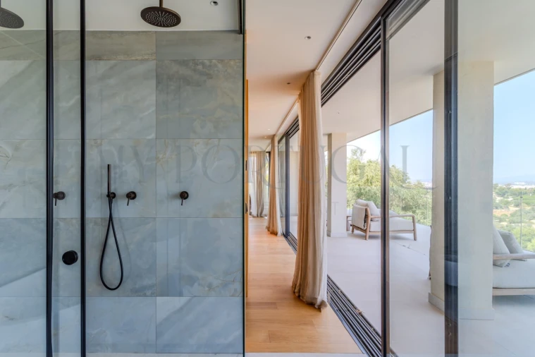 Moradia T5 para Venda em Estômbar e Parchal Foto 46