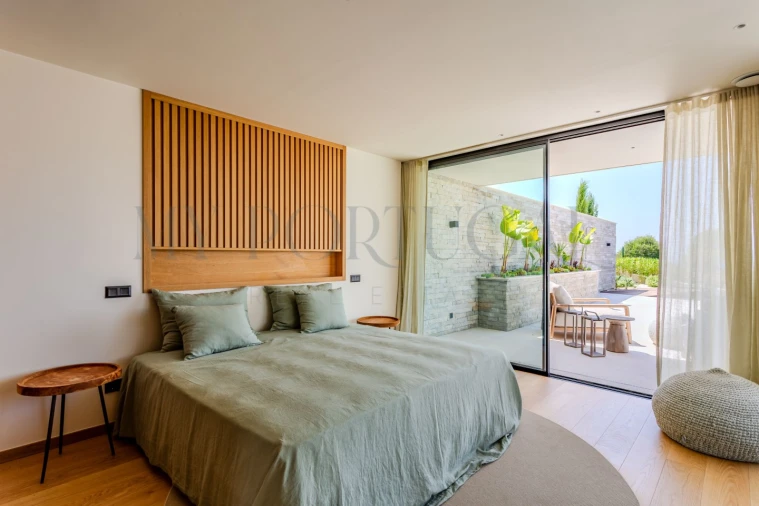 Moradia T5 para Venda em Estômbar e Parchal Foto 32