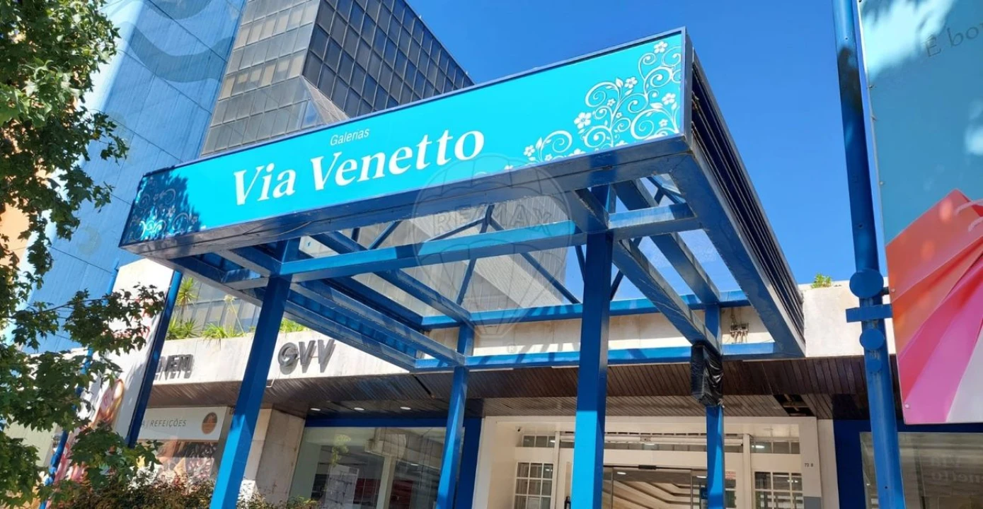 Loja para Venda em Areeiro Foto 9