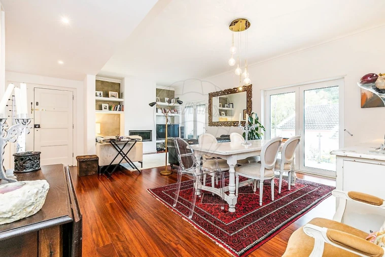 Moradia T5 para Arrendamento em Santa Maria e São Miguel, São Martinho, São Pedro Penaferrim