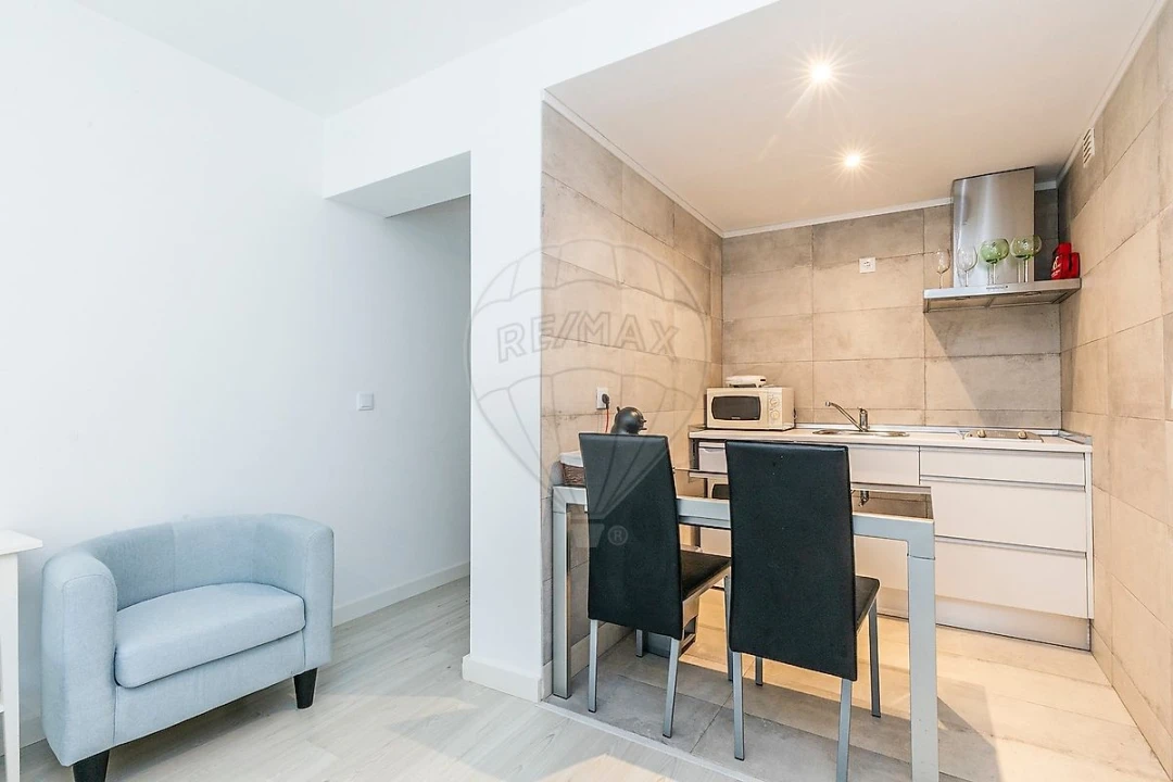 Moradia T5 para Arrendamento em Santa Maria e São Miguel, São Martinho, São Pedro Penaferrim Foto 23