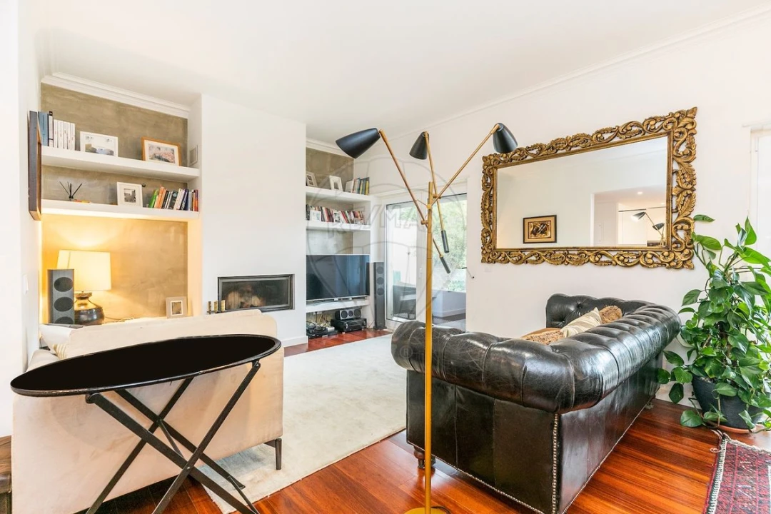 Moradia T5 para Venda em Santa Maria e São Miguel, São Martinho, São Pedro Penaferrim Foto 9